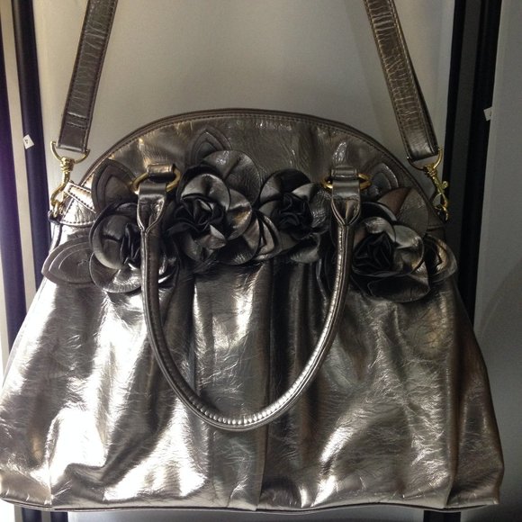 Big Buddha Handbags - Big Buddha Beautiful Floral Zippered Large Bag